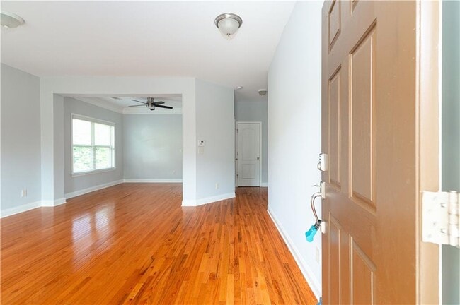 Building Photo - 2425 Delamore Chase