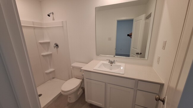 Building Photo - NEWLY BUILT 3 bedroom 2.5 Bath! *1.5 MONTH...