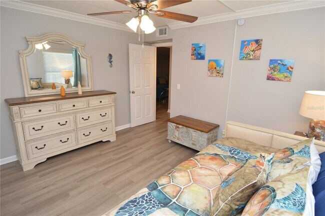 Building Photo - 4908 38th Way S