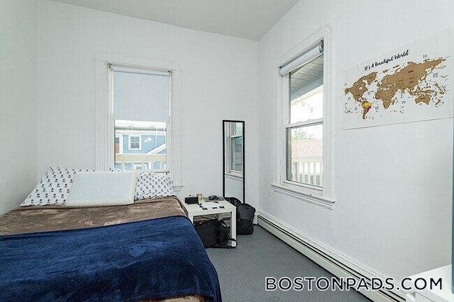 Building Photo - 220 Prospect St