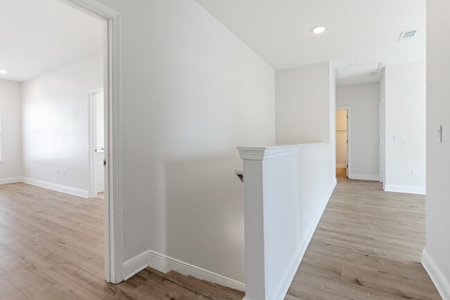 Building Photo - 116 Sea Eagle Ln