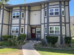 Building Photo - 2660 Daines Dr
