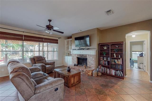 Building Photo - 1610 Lake Bluff Dr