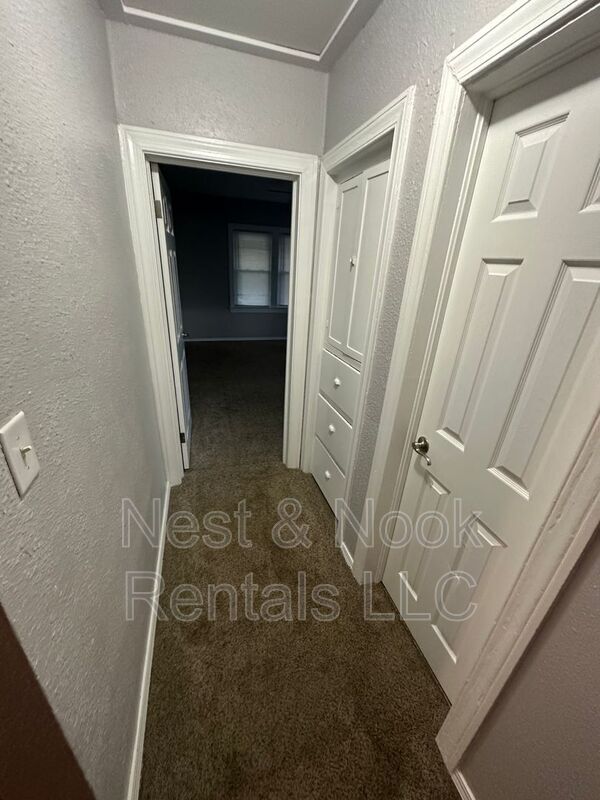 Building Photo - 412 S Urbana Ave