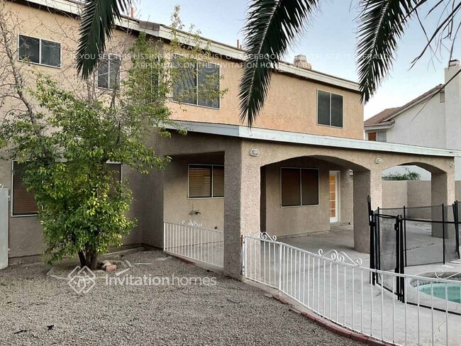 Building Photo - 2335 Lone Pine Dr