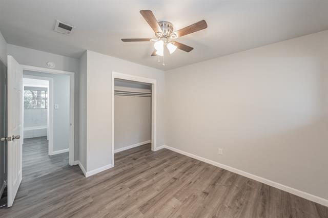 Building Photo - 6409 Yorkshire Dr