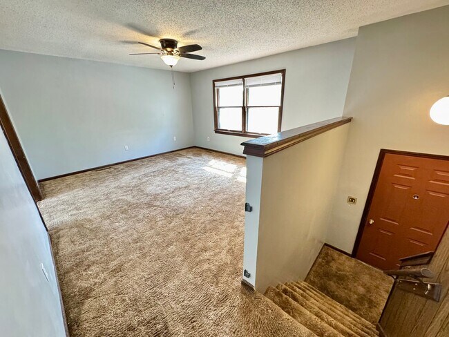 Building Photo - 203 Larkin Ave