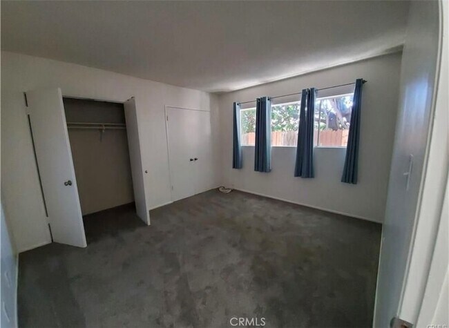 Building Photo - 3510 Elm Ave