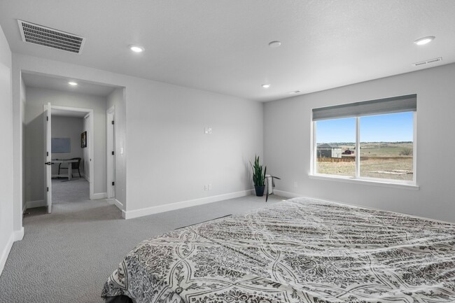 Building Photo - 13516 Waterthrush St