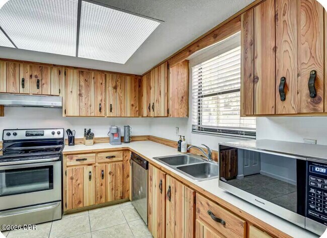 Building Photo - 19 Tomoka Meadows Blvd