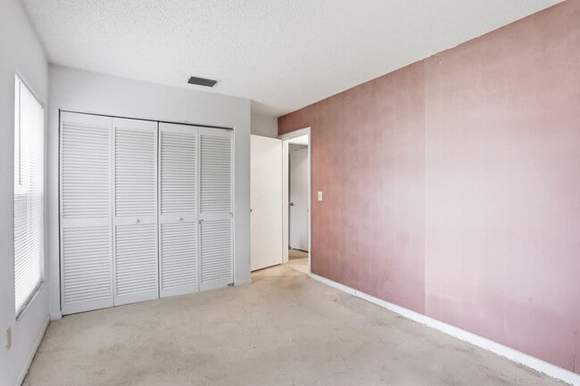 Building Photo - 2171 NW 76th Ave
