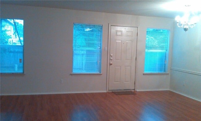 Building Photo - 9629 Sugar Hill Dr