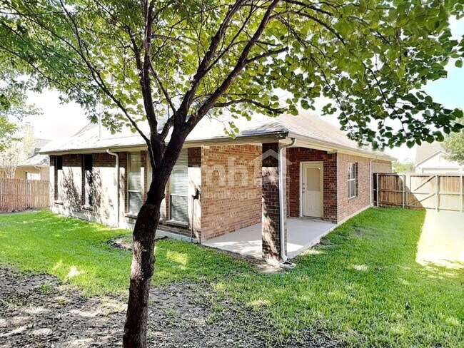 Building Photo - 1518 Melanie Trail