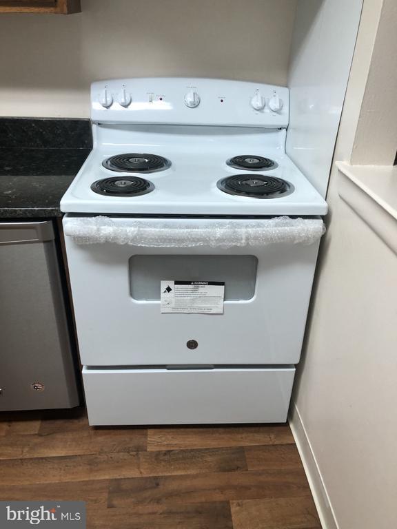 Building Photo - 1019 Ravens Crest Dr