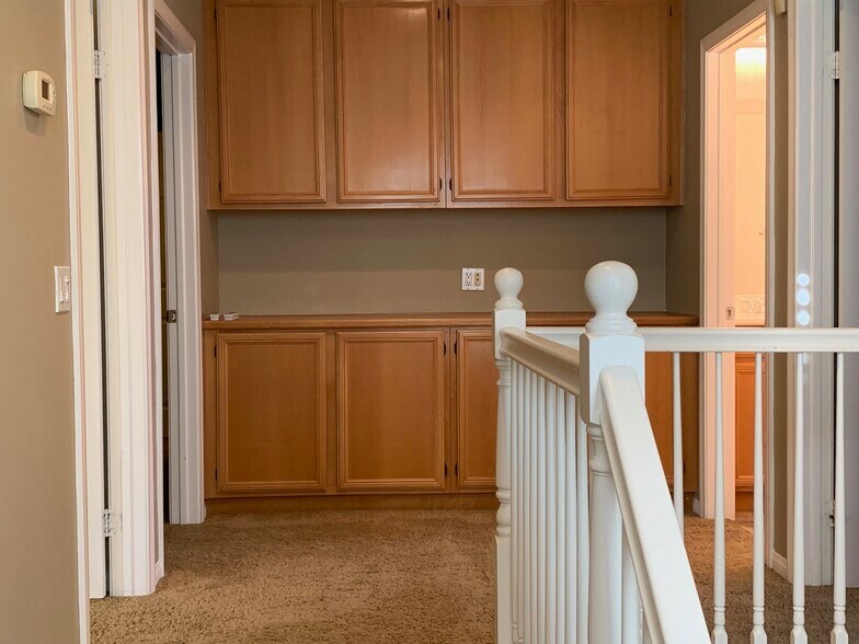 Building Photo - 84126 Canzone Dr