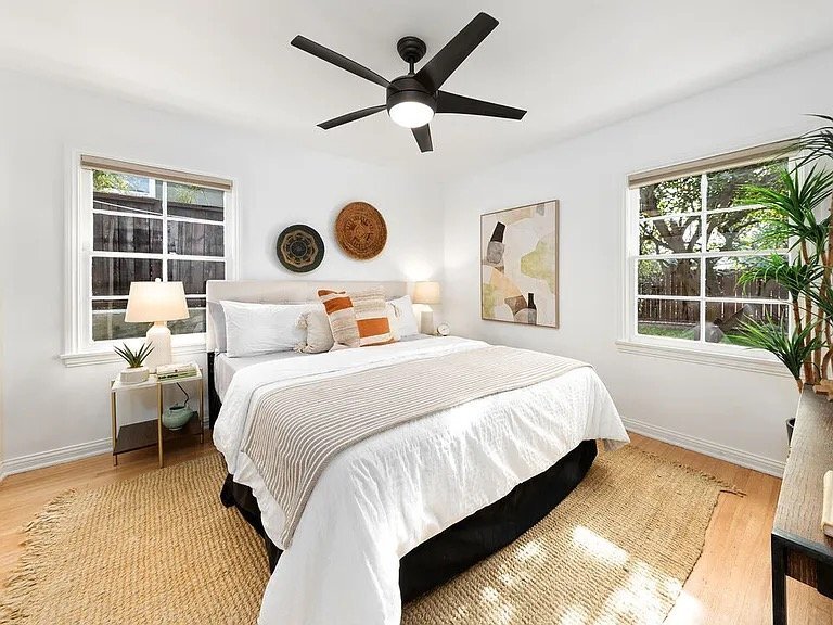 Building Photo - 10746 Cranks Rd