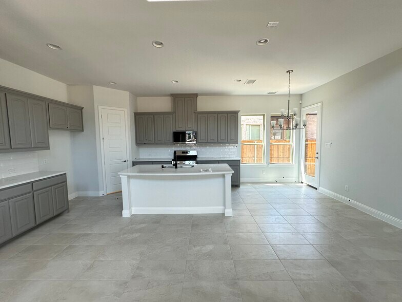Building Photo - 1517 Pirene Aly