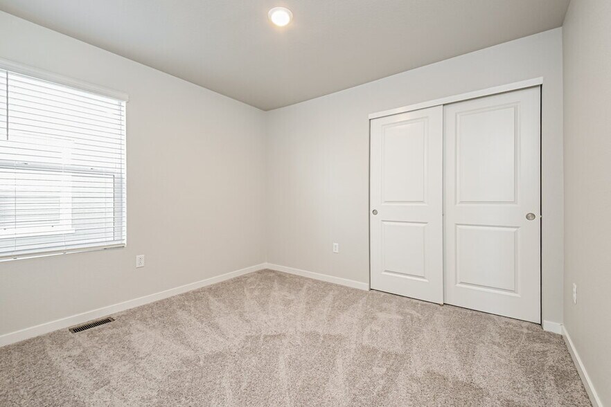 Building Photo - 2186 Flower Blossom Ave