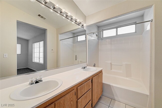Building Photo - 9559 Belle Reserve St