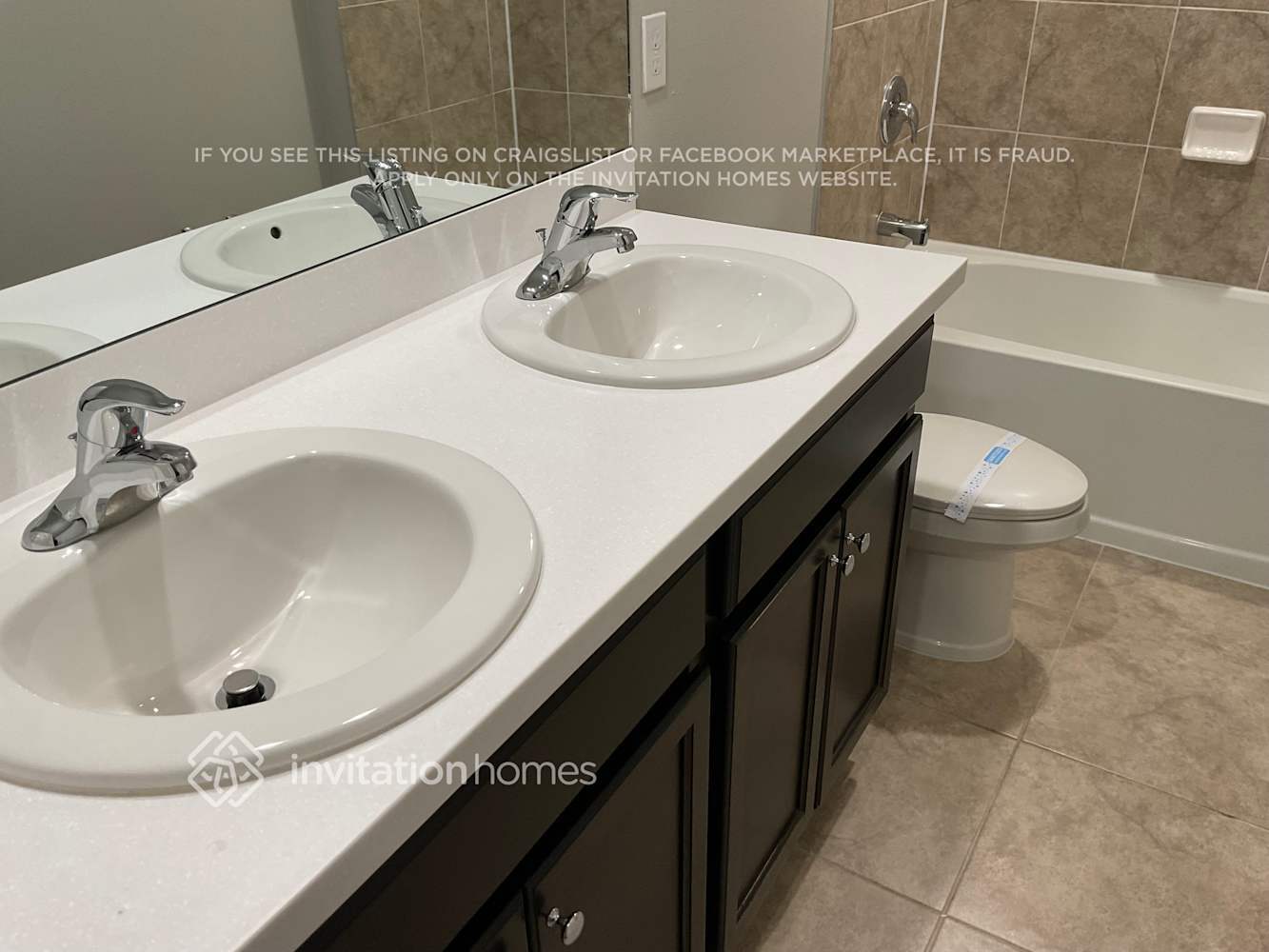 Building Photo - 761 Airoso Rd SE