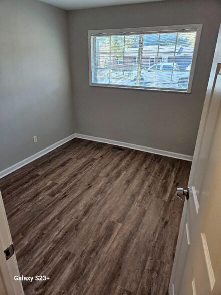 Building Photo - 4538 Sheraton Rd