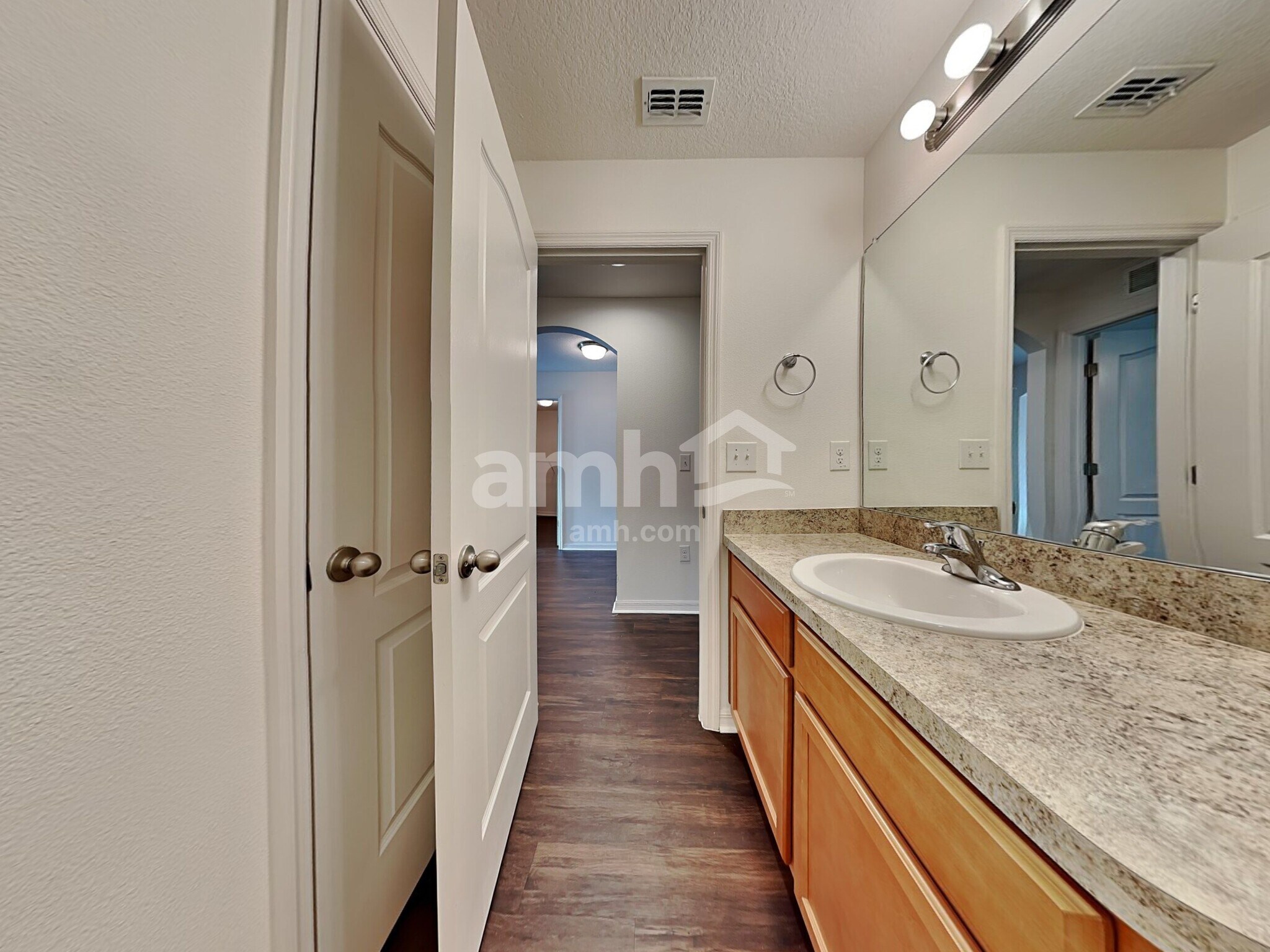 Building Photo - 1741 Chatham Grn