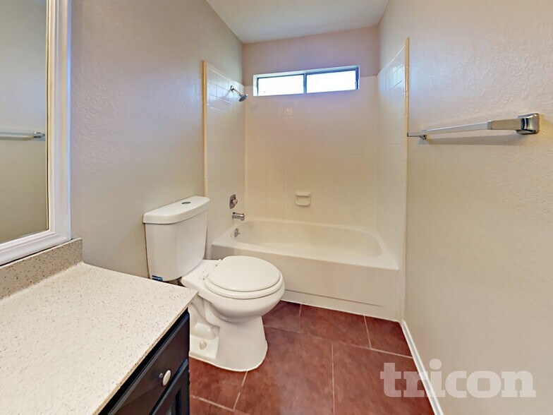 Building Photo - 6227 Ridge Pl St