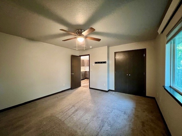 Building Photo - 4131 Parkview Dr