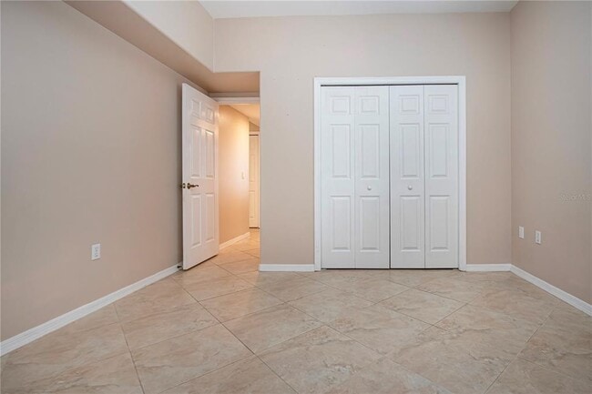 Building Photo - 2117 Huntington Ave