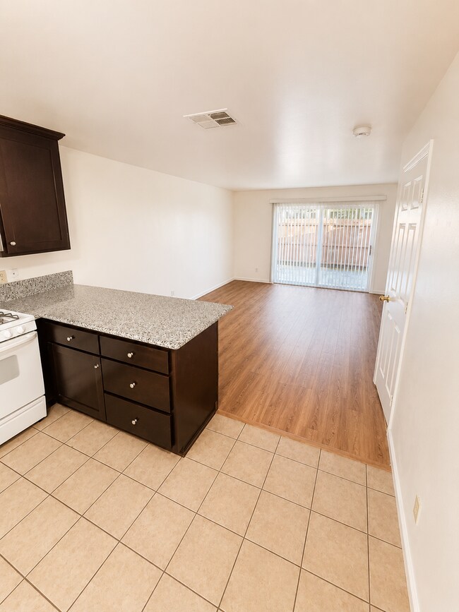 Building Photo - $1595 Moves You In - No August 2026 Rent - Two Bedroom must see! Parking On Site - Laundry On Site