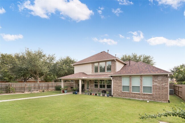 Building Photo - 6819 Lavington Way