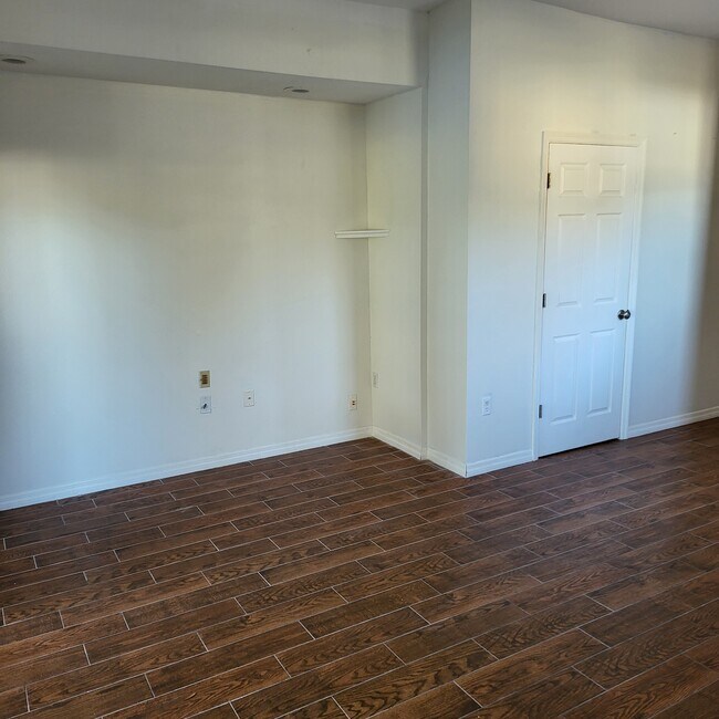 Building Photo - 18533 Pebble Lake Ct