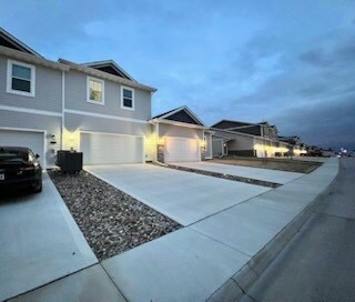 Building Photo - 9425 Primo Ln