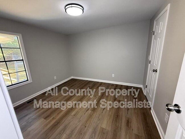 Building Photo - 1055 Motley Rd