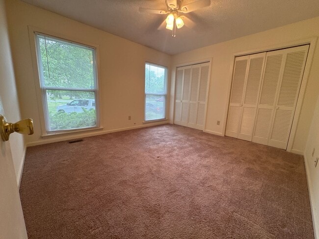 Building Photo - Spacious 3 Bed / 2 Bath Duplex in Lebanon – Comfortable Living with Convenient Location