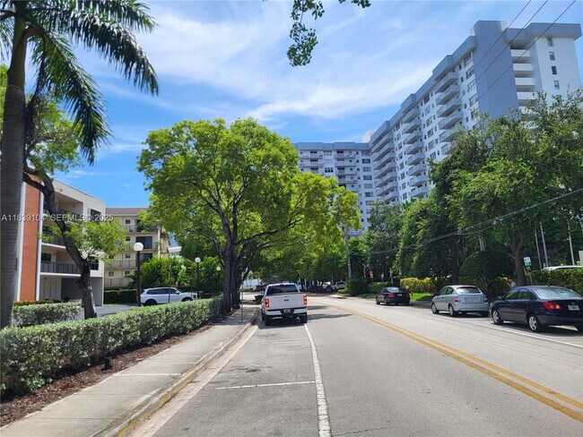 Building Photo - 137 Golden Isles Dr