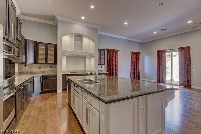 Building Photo - 972 Rue Grand Paradis Ln