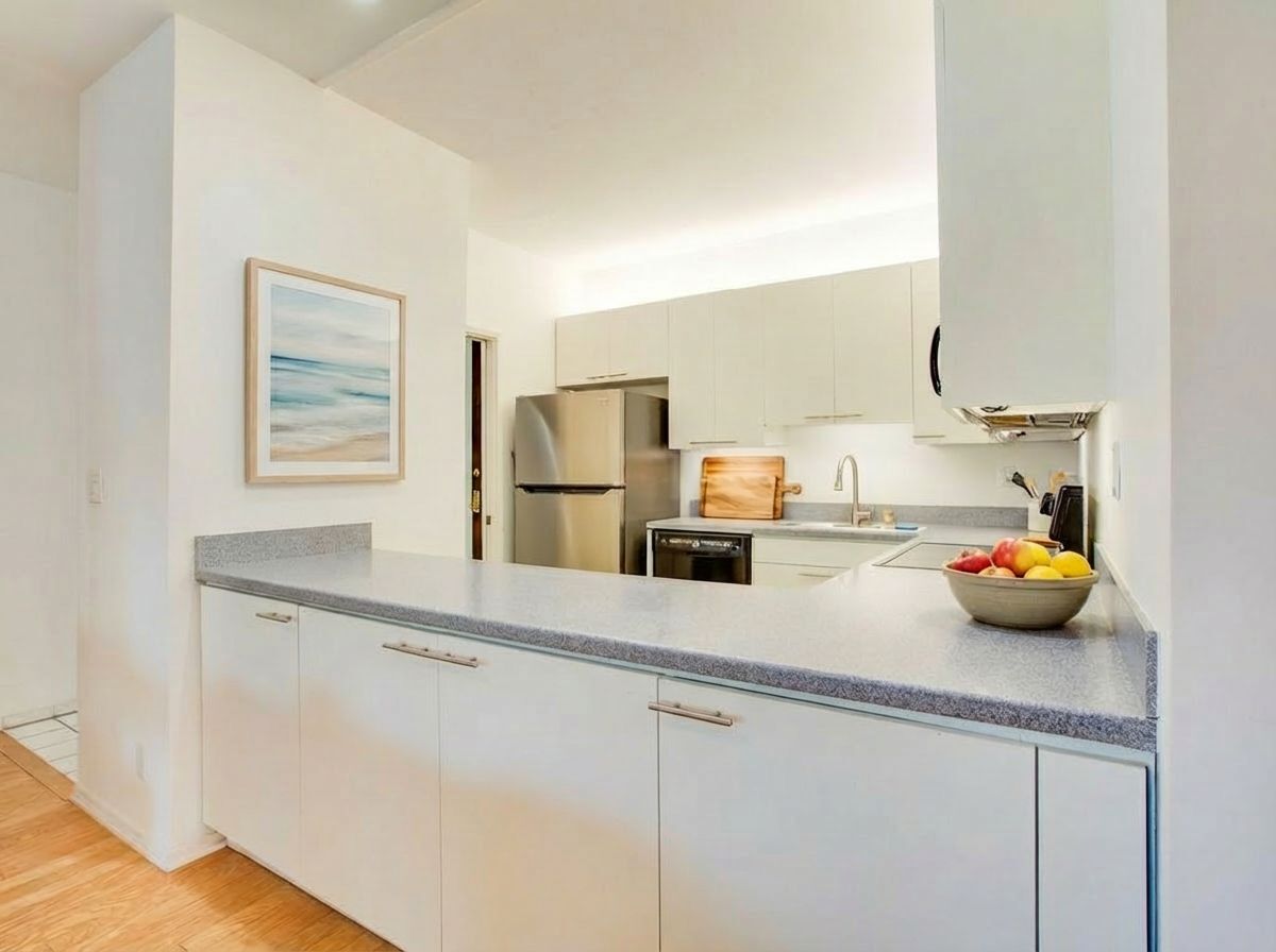 Building Photo - 900 Euclid St