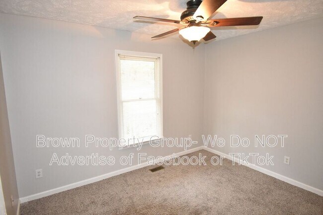 Building Photo - 6313 Applewhite Rd