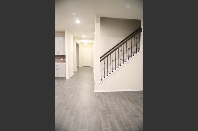 Building Photo - 109 Prairie Falcon Wy
