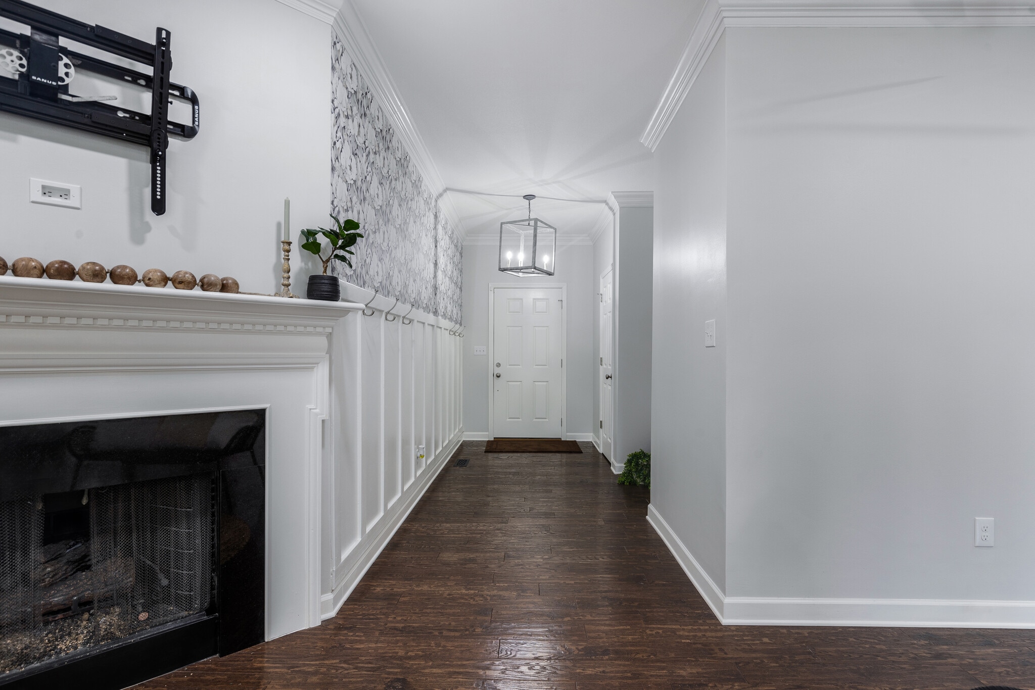 main level entry from living room - 57 Riverview Dr
