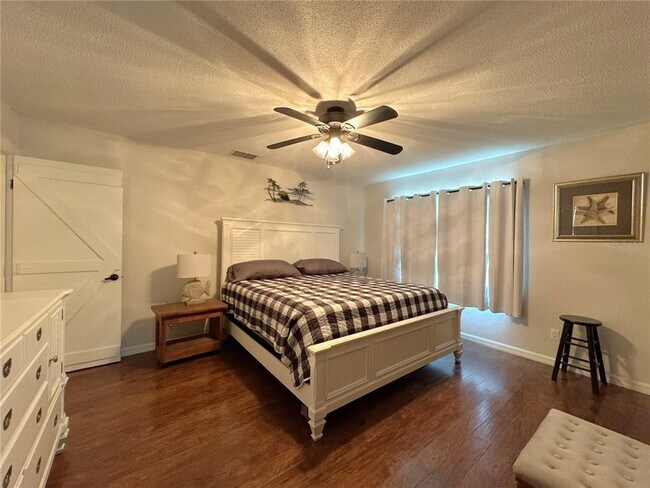 Building Photo - 205 S Ebb Way
