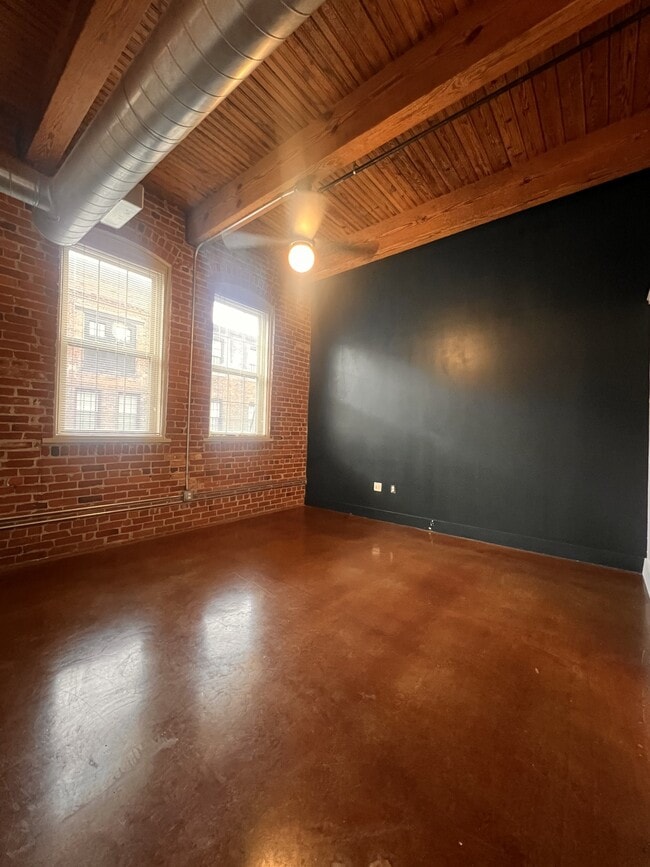 Building Photo - 55 S Harding St