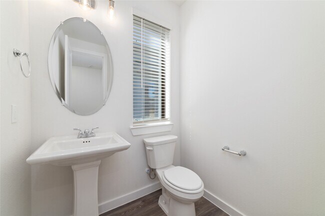 Building Photo - 3265 Loam Ln