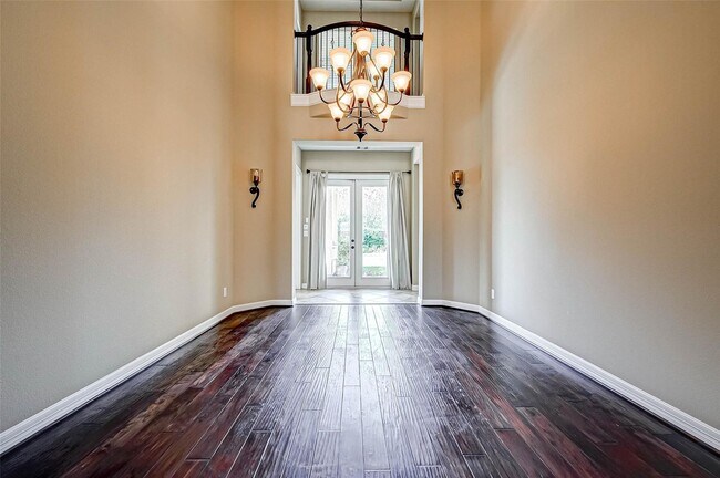 Building Photo - 2914 Cotswold Lane