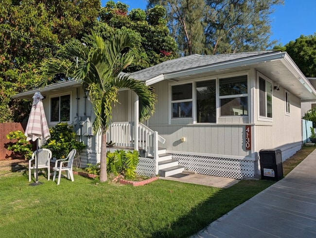 Primary Photo - HINA30