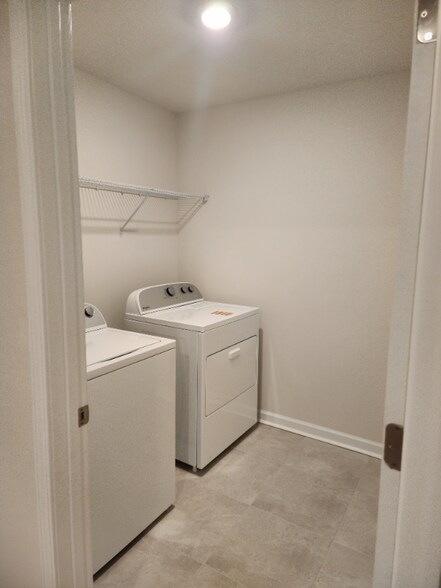 Building Photo - 4146 Steel Wy