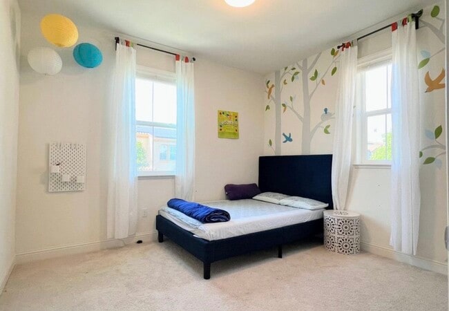 Building Photo - 3138 Vittoria Loop