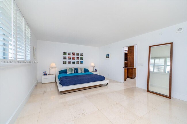 Building Photo - 613 Ocean Dr