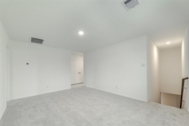 Building Photo - 18003 Valle Cupa Ln